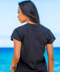 Merry Christmas Tree - Black Short Sleeve Crewneck T-Shirt -Crazyshirts Online Shop 5cabd006 041c 496c bdf7 97ebe59af1f7