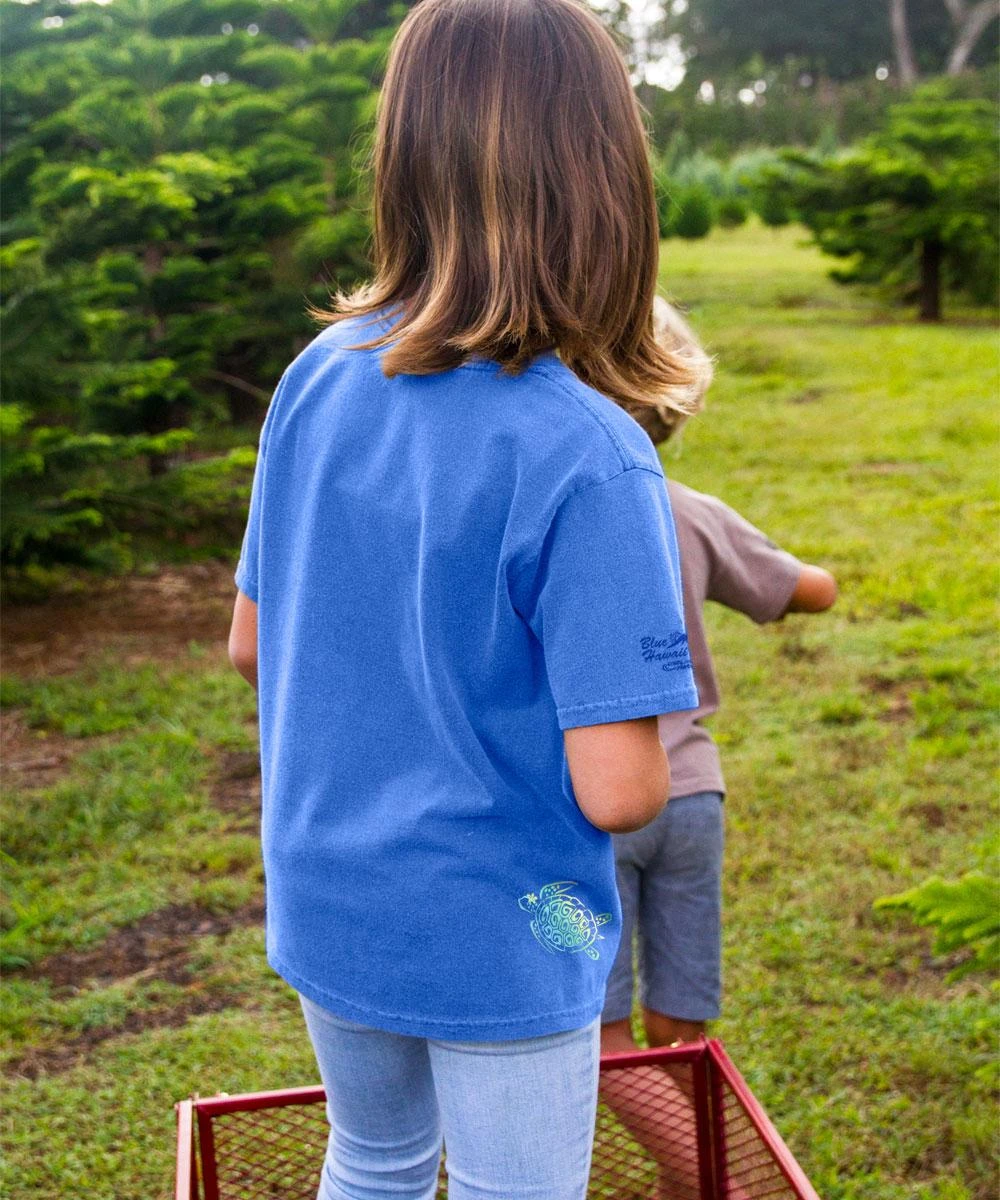 Honu Honu Honu - Blue Hawaii Dyed Short Sleeve Crewneck T-Shirt 4 Honu Honu Honu - Blue Hawaii Dyed Short Sleeve Crewneck T-Shirt - Image 2